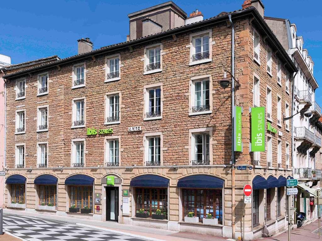 Отель Ibis Styles Macon Centre Экстерьер фото